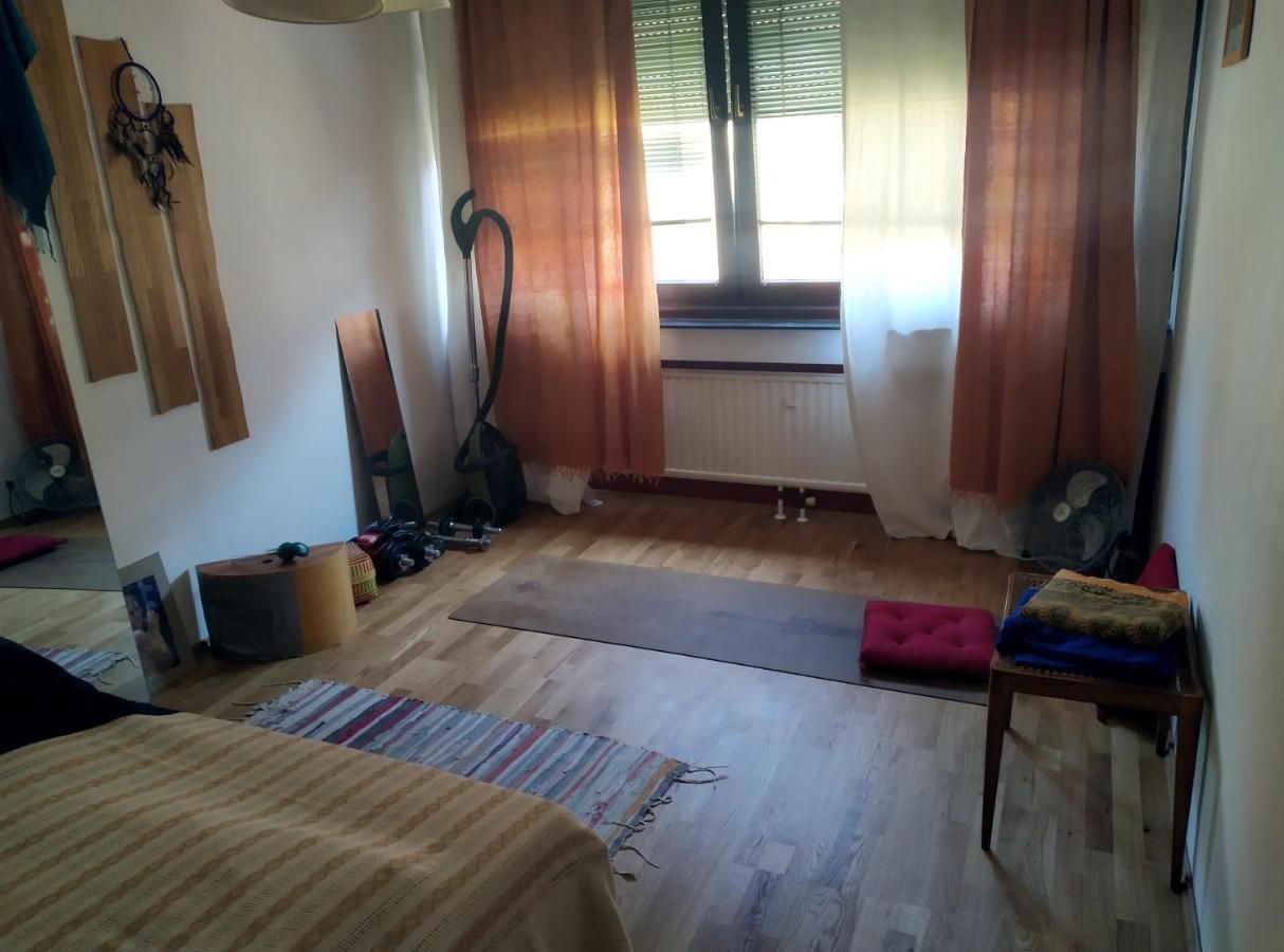 Nettes Apartment Im 14Ten Bezirk In Wien Exterior foto